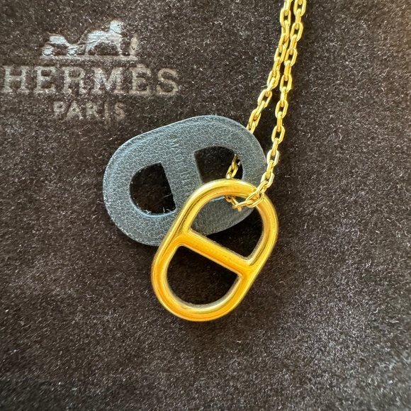 Hermès O'Maillon Pendant Necklace Black (Noir) & Gold with Box - Picture 7 of 8